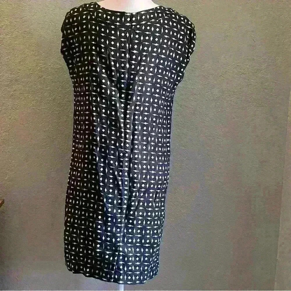 J. Jill Linen Geometric Print Shift Dress Capsleeve XS - Picture 5 of 10